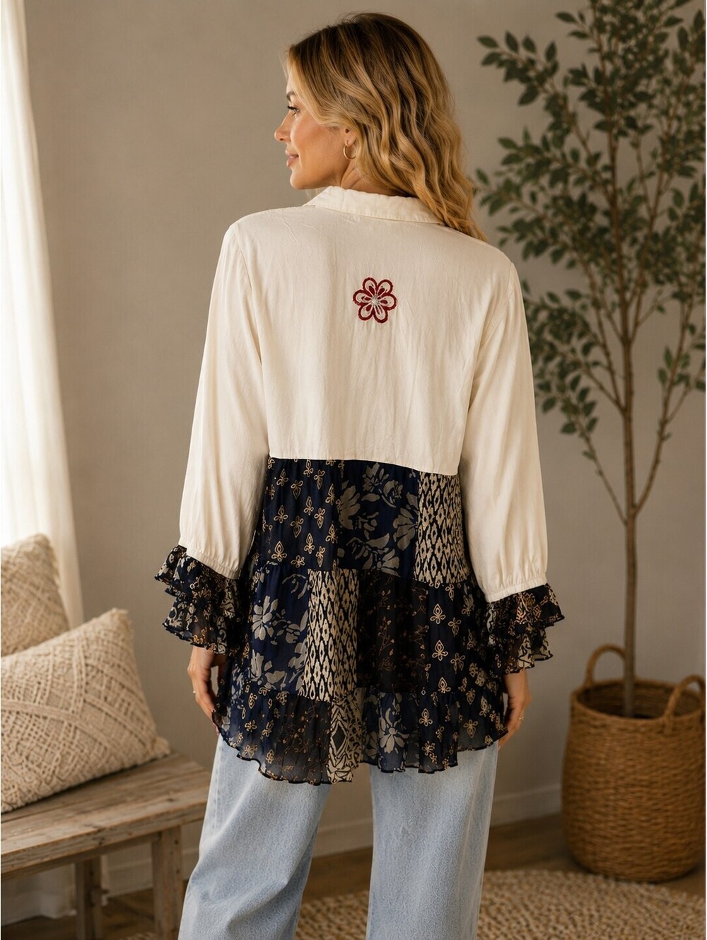 YOUNG THREADS Embroidered Patchwork Boho Tunic Top Cream Navy NWT Large - Picture 4 of 5